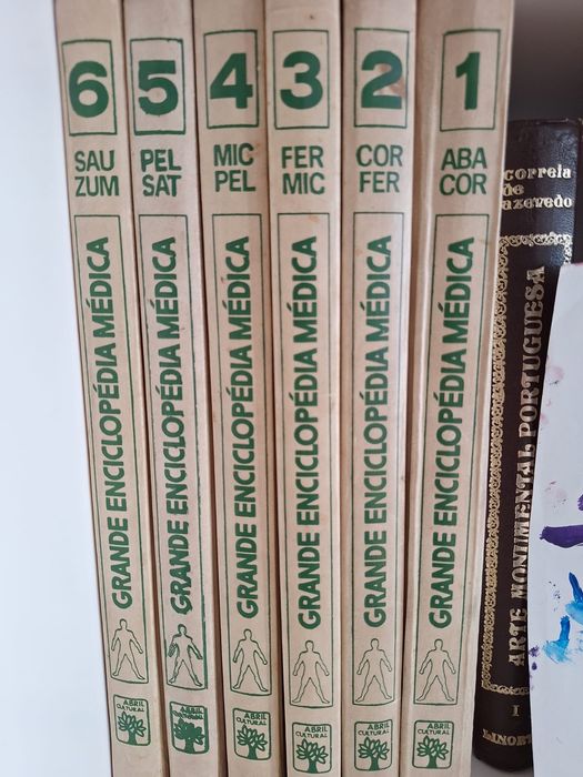 Grande enciclopédia Médica - coleção completa.