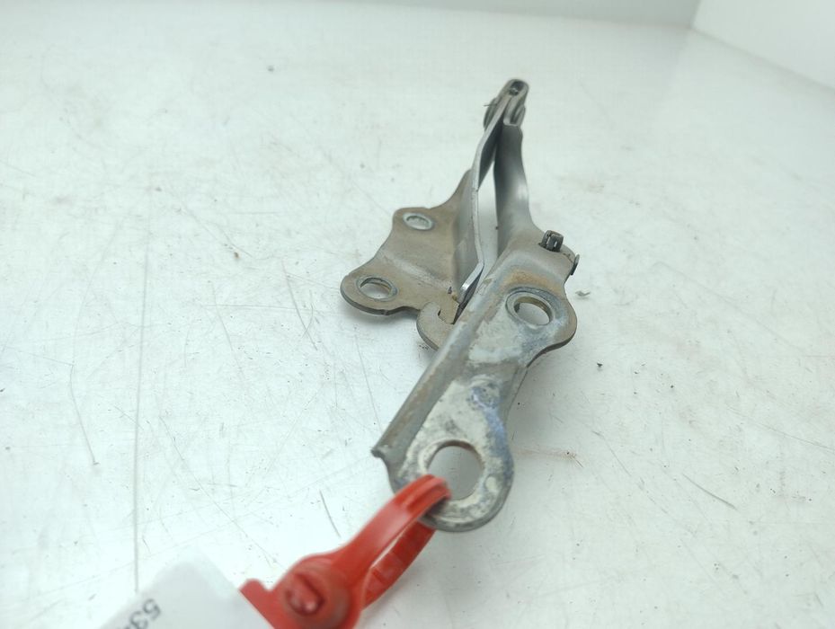 dobradiça direita do capô toyota RAV4