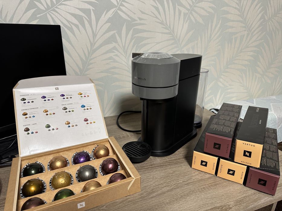 Кавомашина Nespresso Vertuo Next ENV120