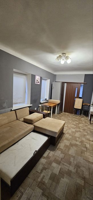 Сдам в долгосрочн аренду дом  в районе церкви на пр.Металлургов
