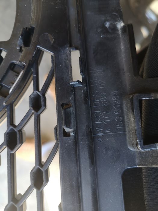 2 Grelha class A's usadas sem danos como novas + grelha class E usada