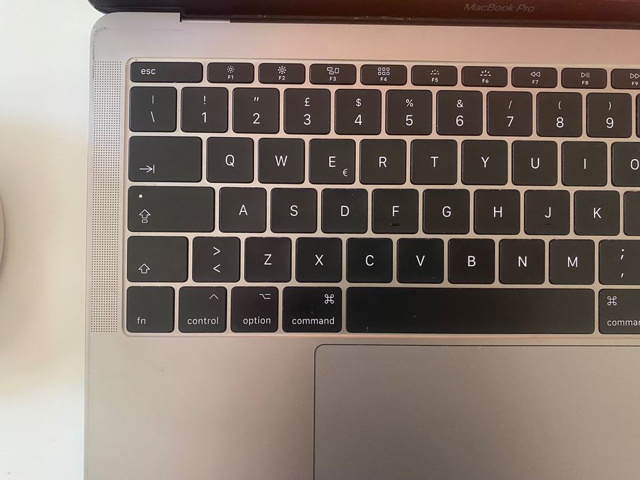 Macbook Pro 13" 2017 8GB