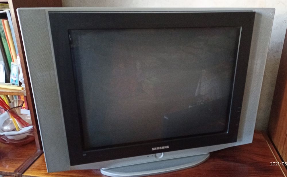 Телевизор Samsung 29 дюйм
