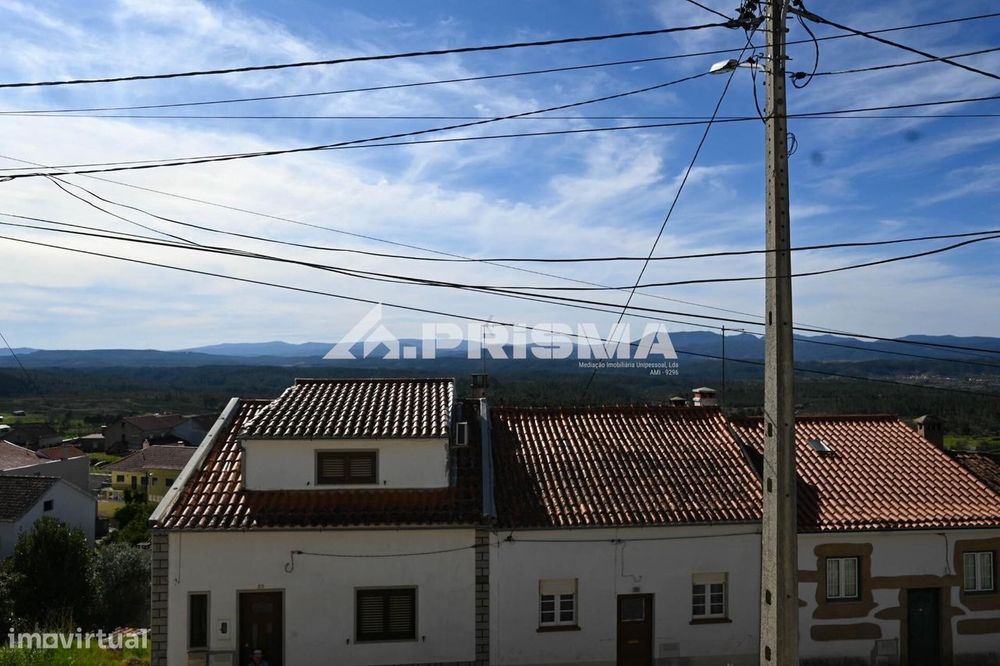 Andar de moradia T2 para arrendamento em Salgueiro do Campo, Castelo B