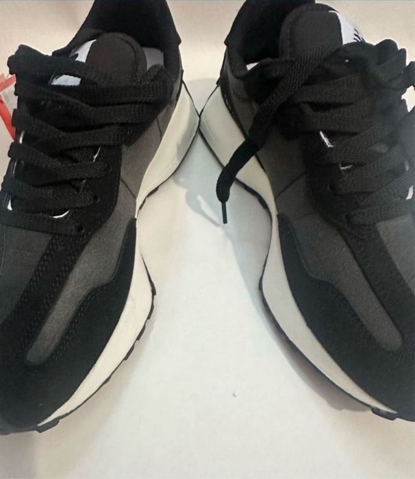 Кросівки New Balance 327