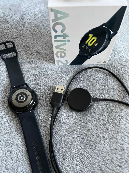 Smartwatch SAMSUNG Galaxy Watch Active 2  Aluminium Czarny 40mm