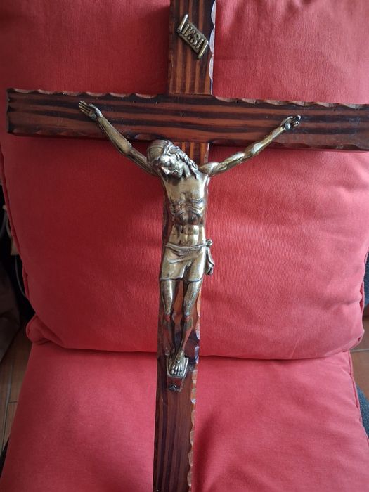 Peça religiosa crucifixo