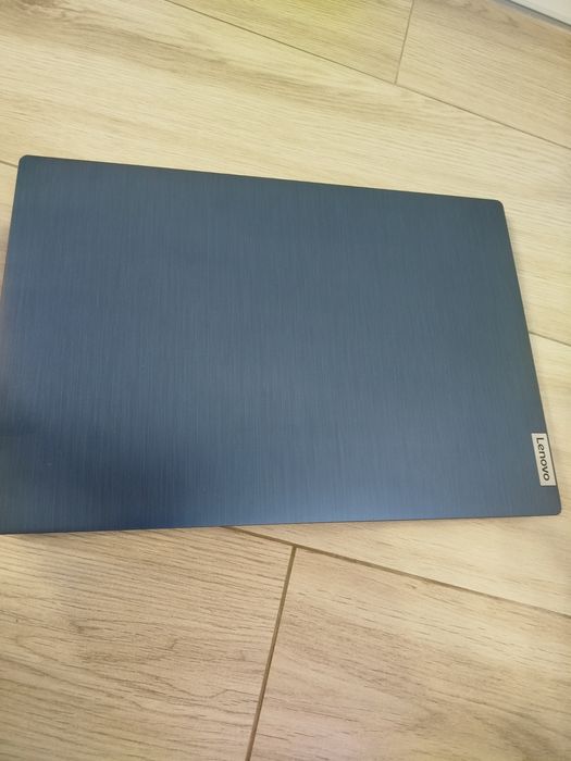 Ігровий ноутбук Lenovo