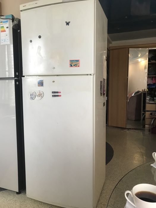 Продам холодильник