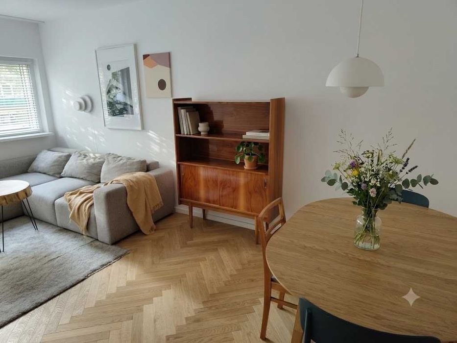 Klimatyczne 2 pokojowe mieszkanie z balkonem | 1. piętro | Teofilów | Na wynajem | bezpośrednio