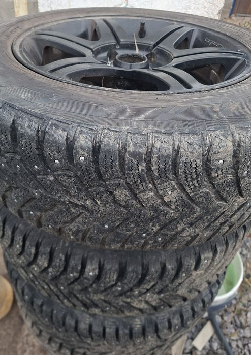 Продам шини з дисками на бмв е39, е46 195/65 r15