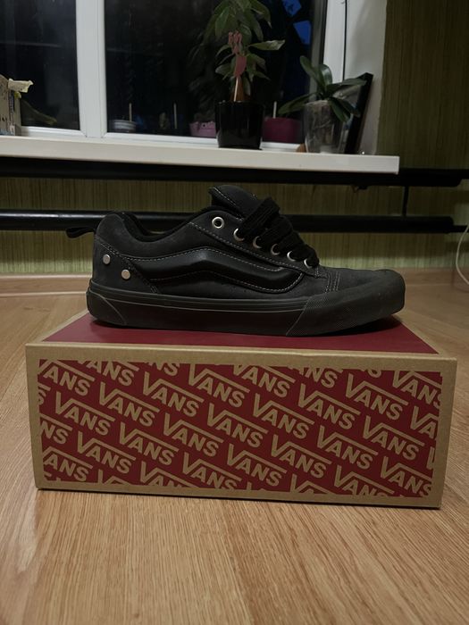 оригінал!!!  vans knu skool.