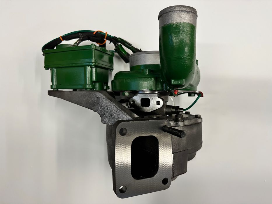 Turbosprężarka John Deere 7630,7730,Clas Ares 617,657 Nowa Chra