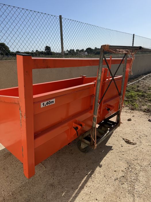 Caixa Agrícola para Trator Basculante – Nova - 1.40m