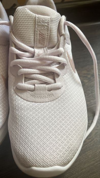 Кросівки W Revolution 6 Pink Nike рожеві