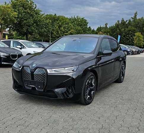 Розборка BMW iX і20  БМВ іх і20 Запчасти бампер капот фара ляда