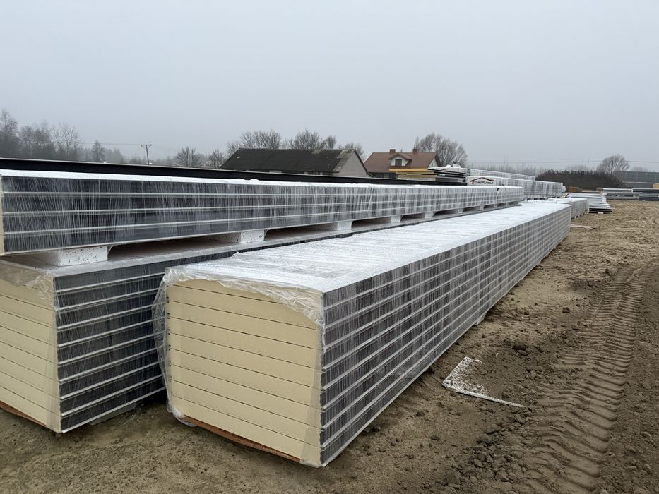Plyty warstwowe 100 mm pir sciana dachowa