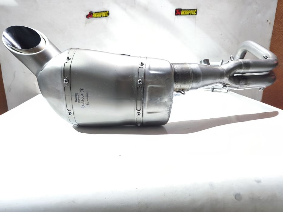 Ackrapovic  Titanium Yamaha MT 07 / Tracer 700 /XSR  (OFERTA DO ENVIO)