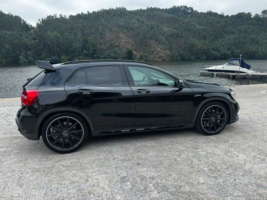 Mercedes-Benz GLA 45 AMG 4MATIC – 2015