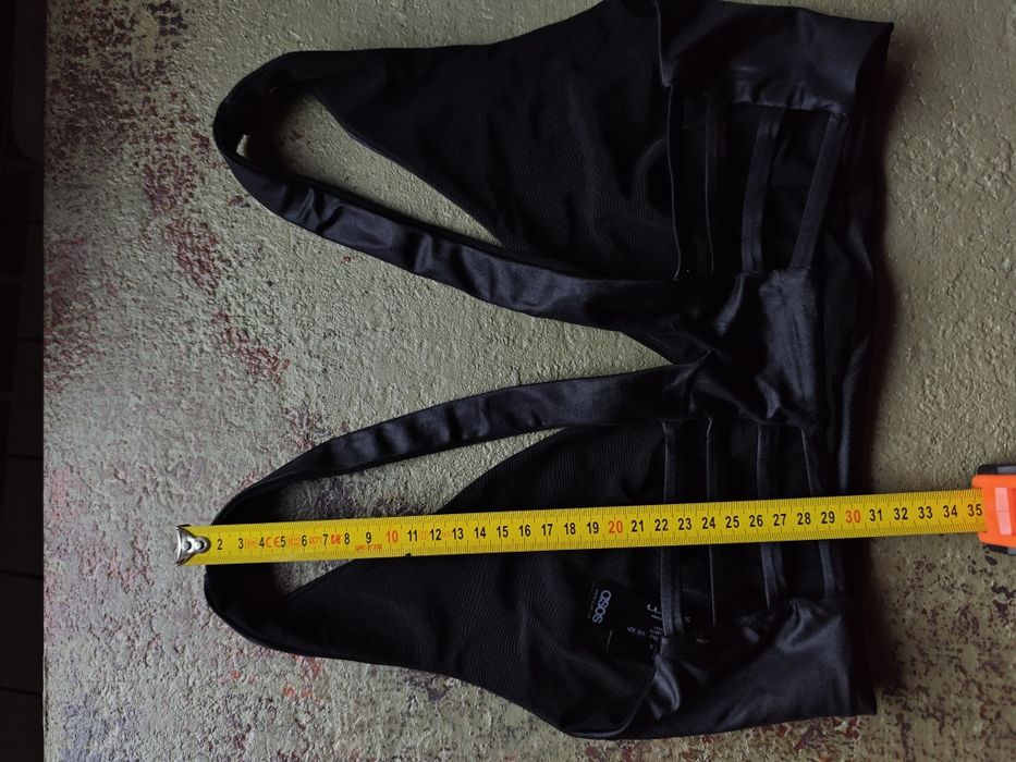 Biustonosz ASOS swim