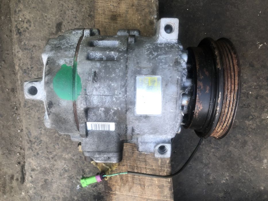 Компресор кондиціонера Audi A4 A6 VW Passat Skoda Superb Пасат Ауді Б5