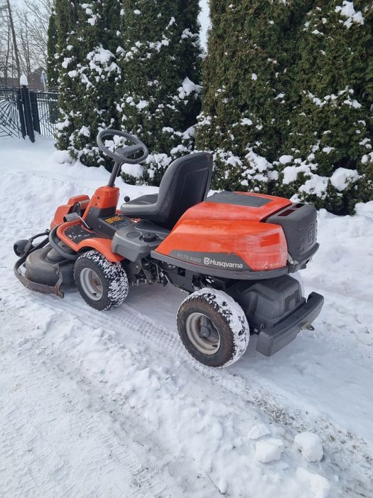 Traktorek kosiarka Husqvarna R175 AWD 4x4