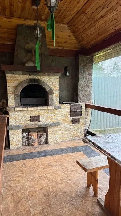 Оренда будинку 220 м2 з бомбосховищем