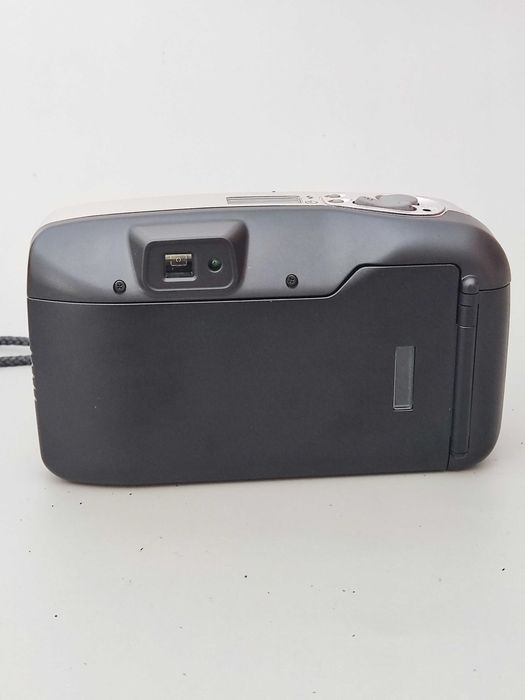 Minolta Riva Zoom 70 – Camara Analógica