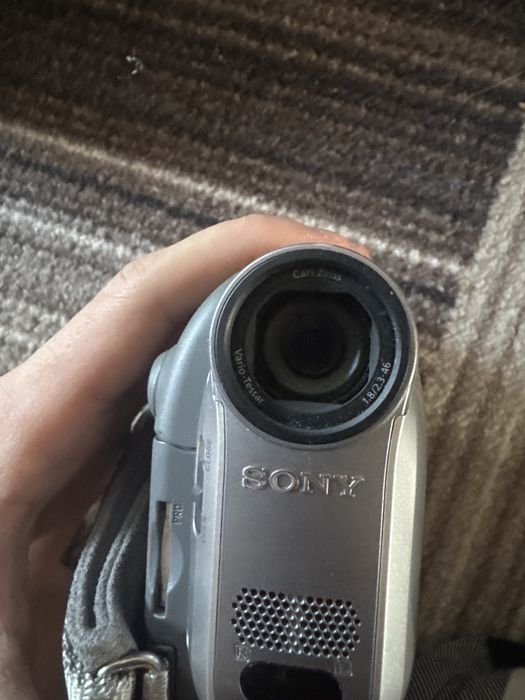 камера sony dcr-hc32e