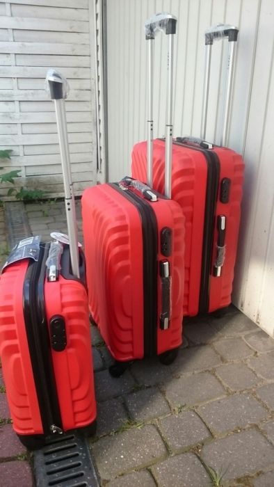 Walizka podróżna 3szt zestaw nowy oryginalny Paryż