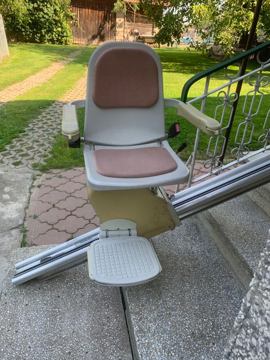 Krzeslo schodowe.Acorn. Winda schodowa dla osob niepelnosprawnych