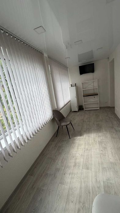 3-кім., квартира 55 м2,окремий вхід+паркування м.Снігурівка