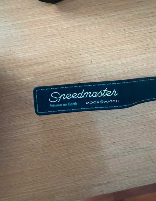 Omega x Swatch Polar Lights SO33L103 – Misja Biegunowa