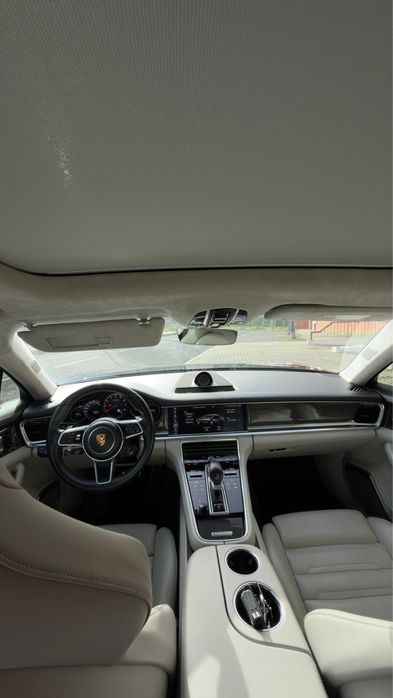 Porsche Panamera Sport Turismo TURBO