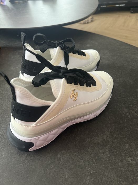 Sneakersy damskie  Chanel, platforma, czarno-białe