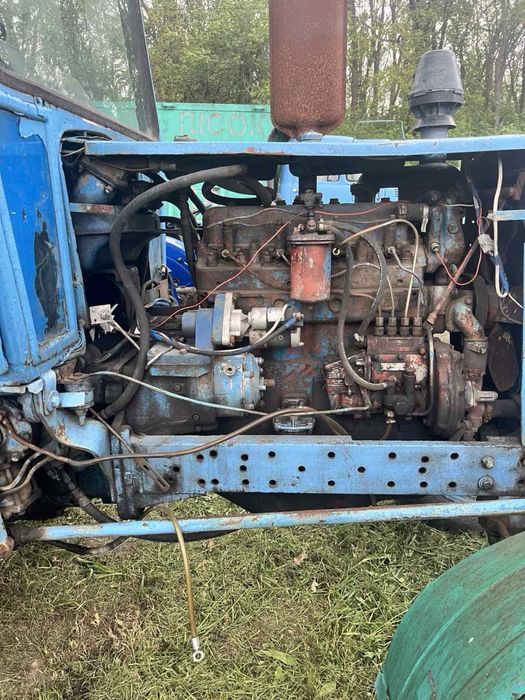 Трактор сільськогосподарський ЮМЗ 6