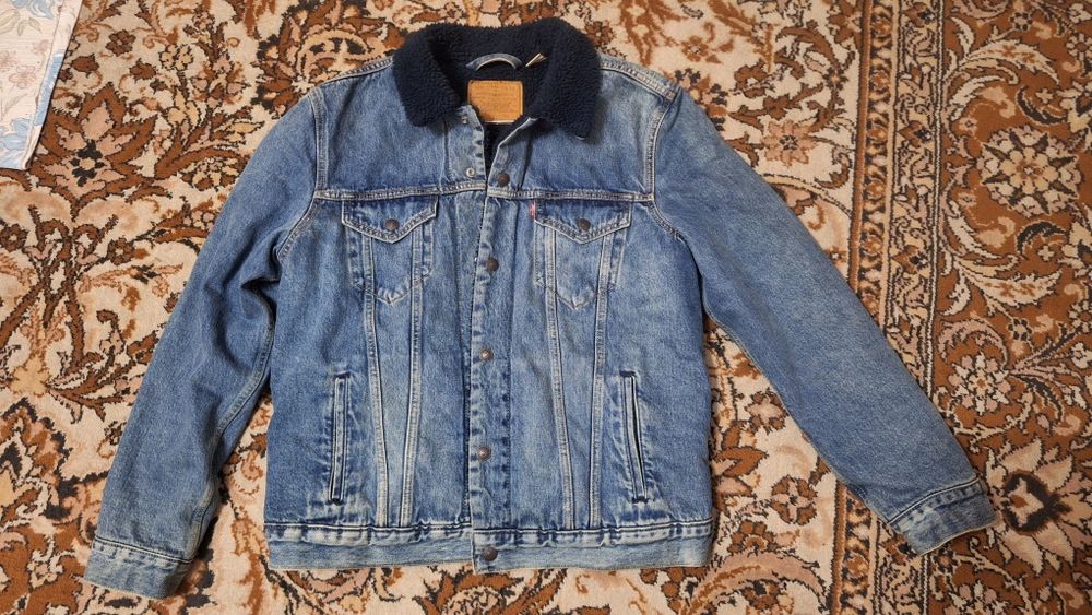 Levi's. Джинсовая шерпа.