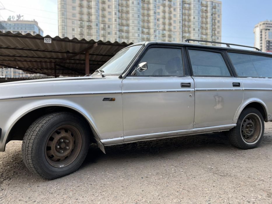 Продам вольво 240
