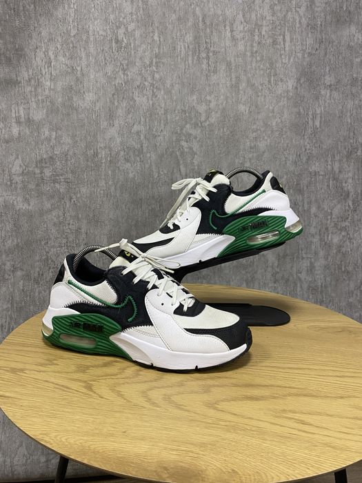 Оригінальні чоловічі кросівки Nike Air Max Excee.