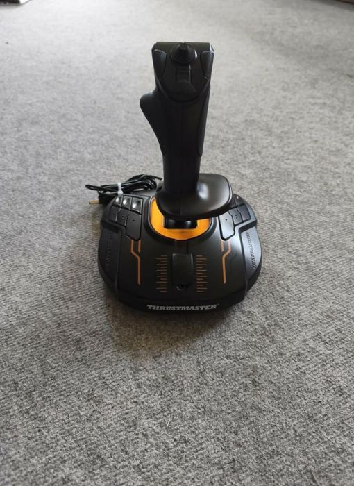Joystick thrustmaster T.16000MFCSHotas