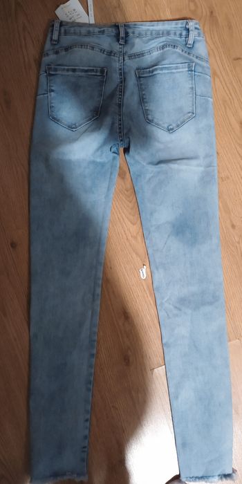 Nowe Spodnie Jeansy ozmiar M