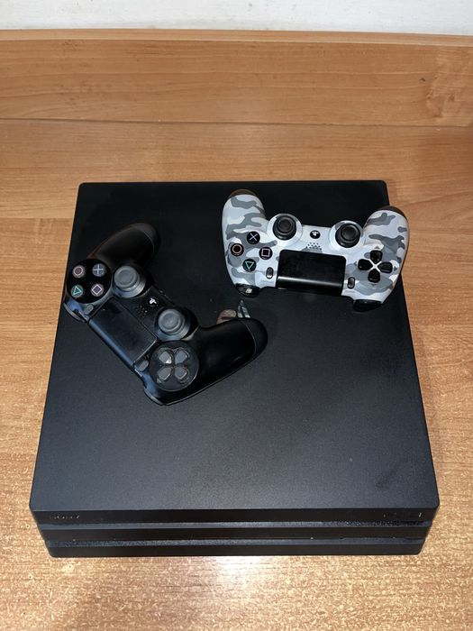 Plastation 4 pro 1tb