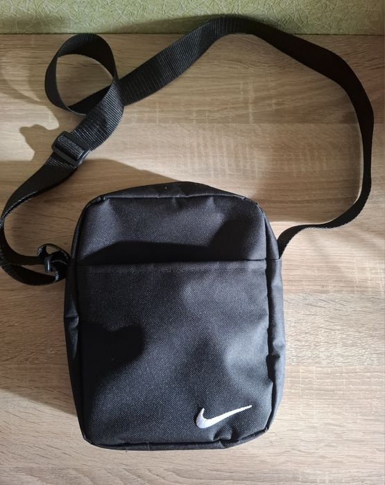 Чоловіча чорна сумка барсетка Nike через плече Найк месенджер