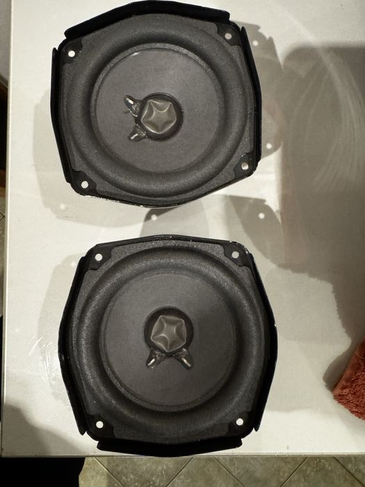 Bose glosniki niskotonowe  subwoofer Acoustimass Ps 18 III