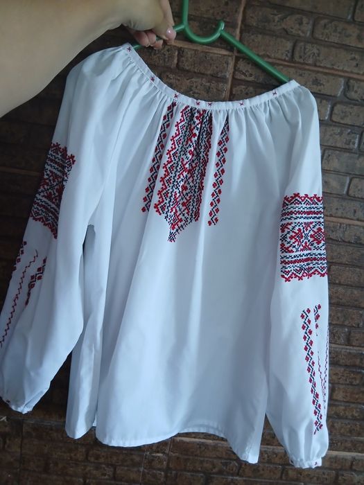 Вишиванка дівчинка