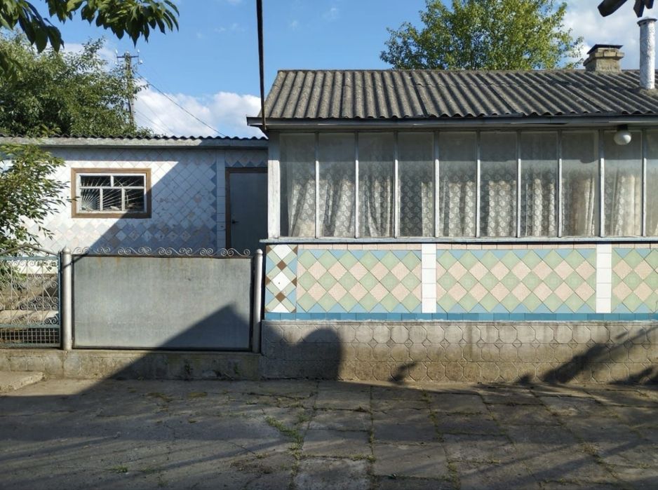 Продаж комфортного будинку в гарній локації