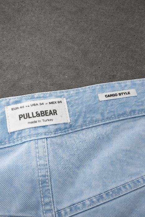 Jeansy Cargo Pull&Bear Oryginalne | Rozmiar EUR 44 | Jak nowe | Jasnoniebieskie