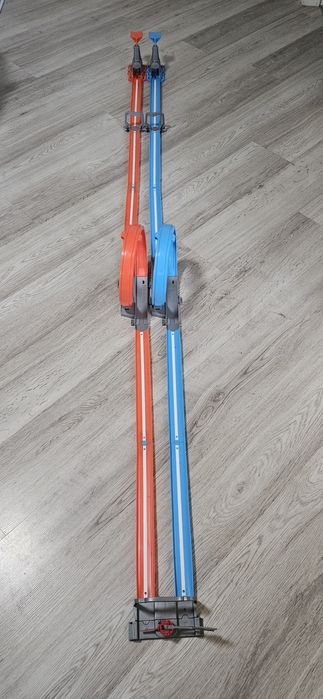 Портативний трек Hot Wheels Подвійна петля