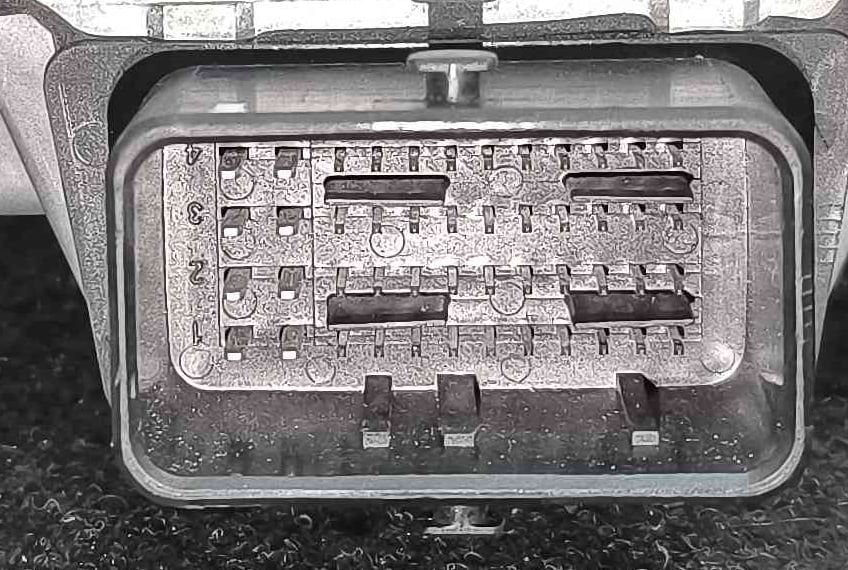 Centralina Motor / ECU EMU10-080N - NISSAN JUKE