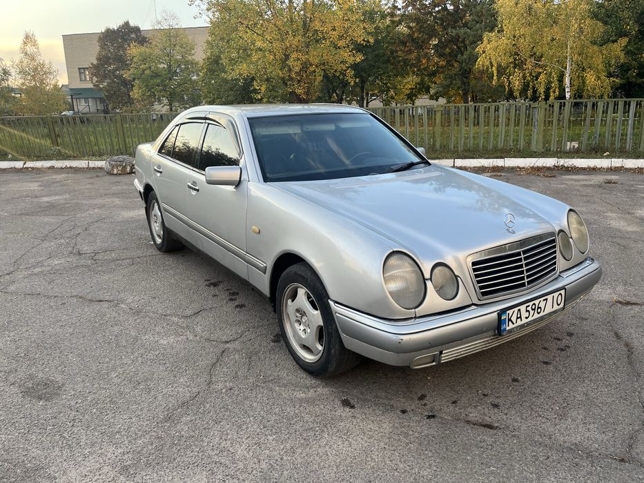 Mersedes-Benz w210
